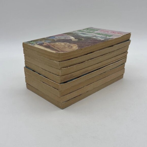 Lot Of 8 Enid Blyton Famous Fives Books Bundle 1970’s 3 4 5 6 8 10 11 12 - Picture 2 of 6